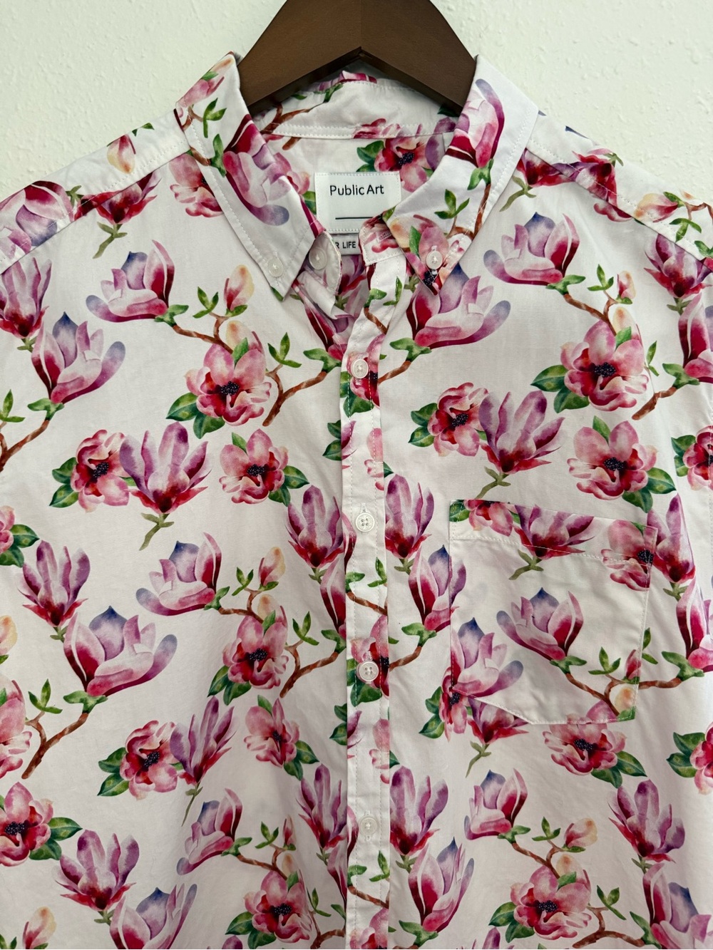 Public Art Magnolia Print Short Sleeve Shirt Medium - Picture 2 of 5